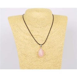 495-collier-pendentif-pierre-naturelle-quartz-rose